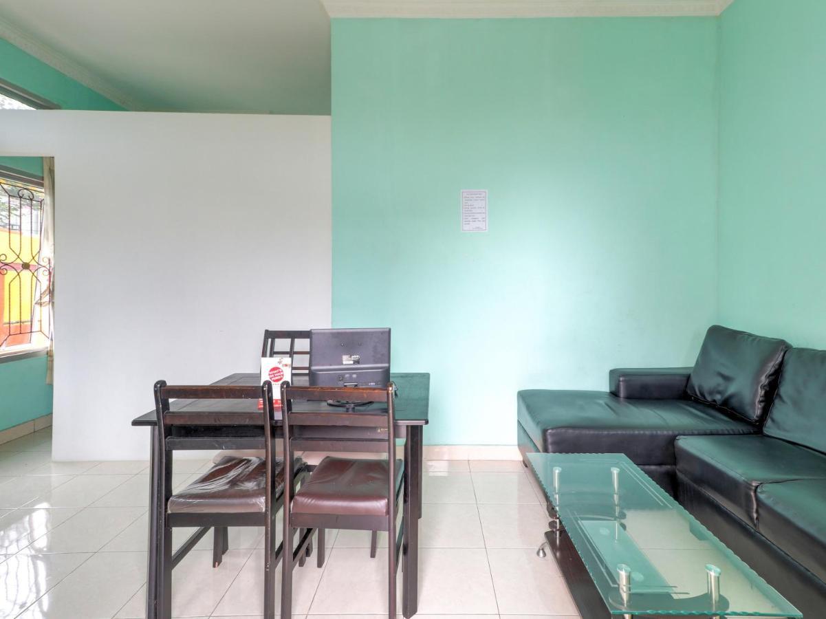 Oyo 2997 Grand Suites Palace 2 Sindanglaya Luaran gambar