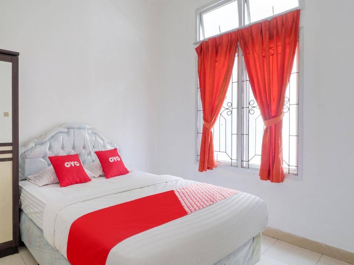Oyo 2997 Grand Suites Palace 2 Sindanglaya Luaran gambar