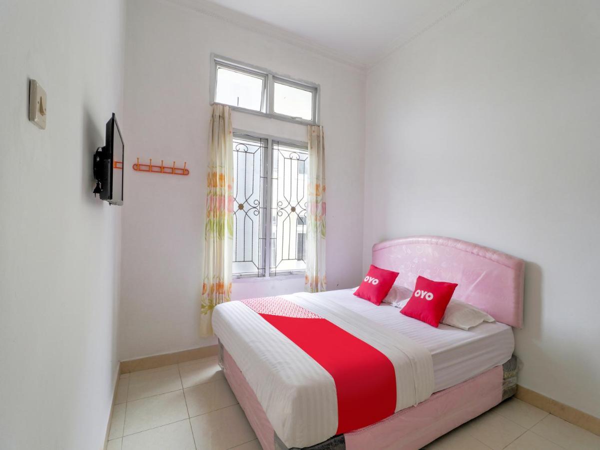 Oyo 2997 Grand Suites Palace 2 Sindanglaya Luaran gambar